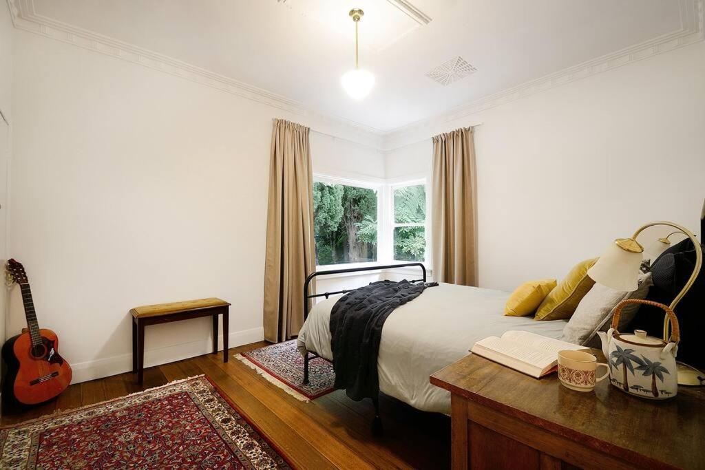 Harrys House Warburton - Peaceful Riverside Cottage In The Perfect Location Esterno foto